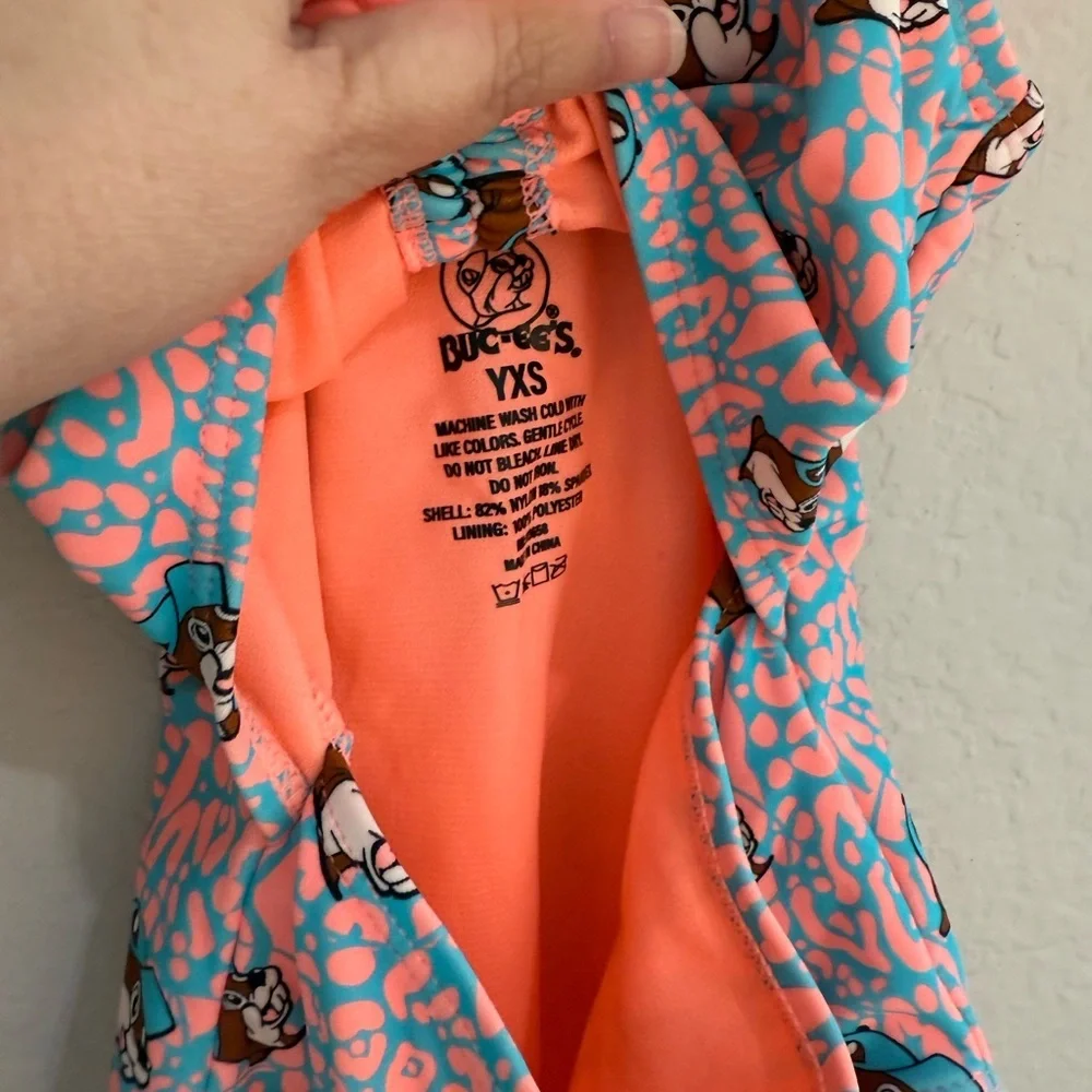 Bucees Girls Swimsuit One Piece Girls YXS Logo Bathing Suit Swim Bow Orange Blue - Picture 2 of 3